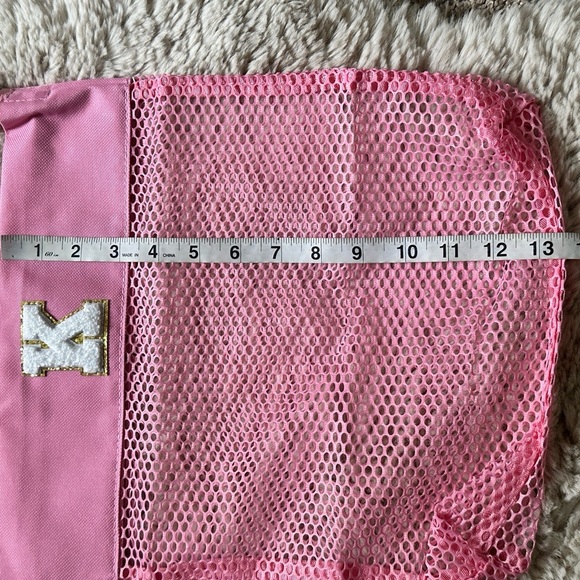 🆕 Pink Mesh Beach Bag Initial K - Picture 11 of 11
